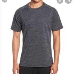 Men’s Zella grey short sleeved T-shirt M